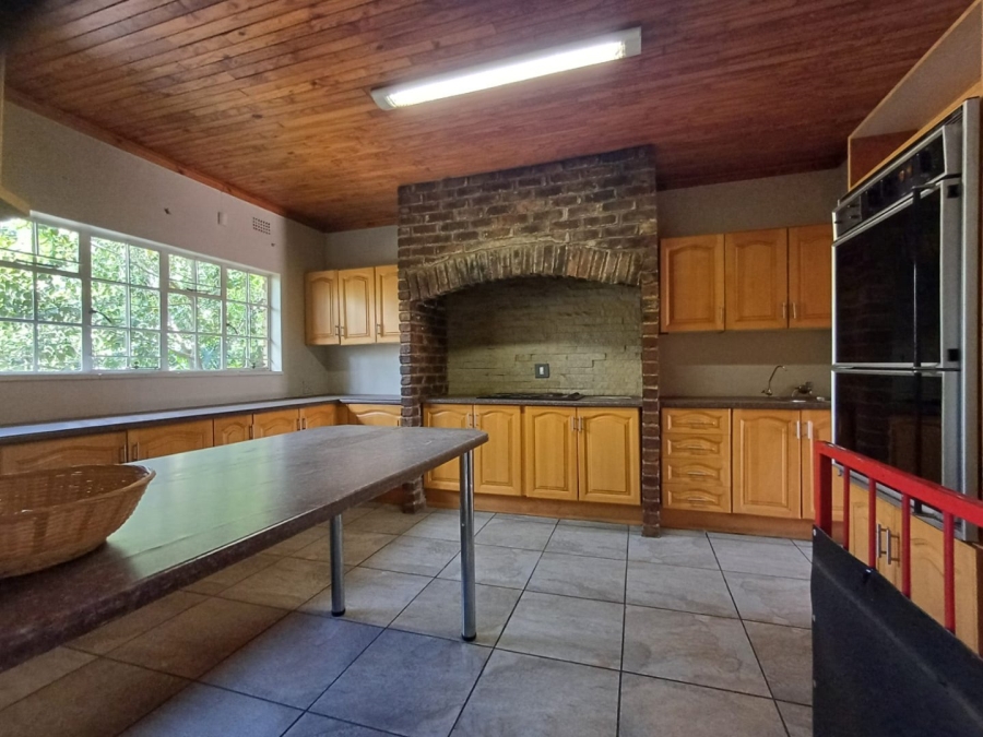 4 Bedroom Property for Sale in Flamwood North West